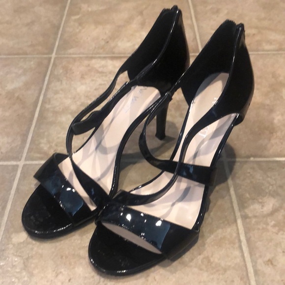 Nine West Shoes - 🛍SALE🛍Nine West heel sandal 7M